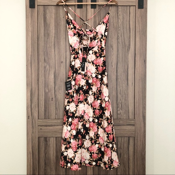 Lulus Moment of Chic Black Floral Print Satin Lace-Up Midi Dress - Picture 6 of 8